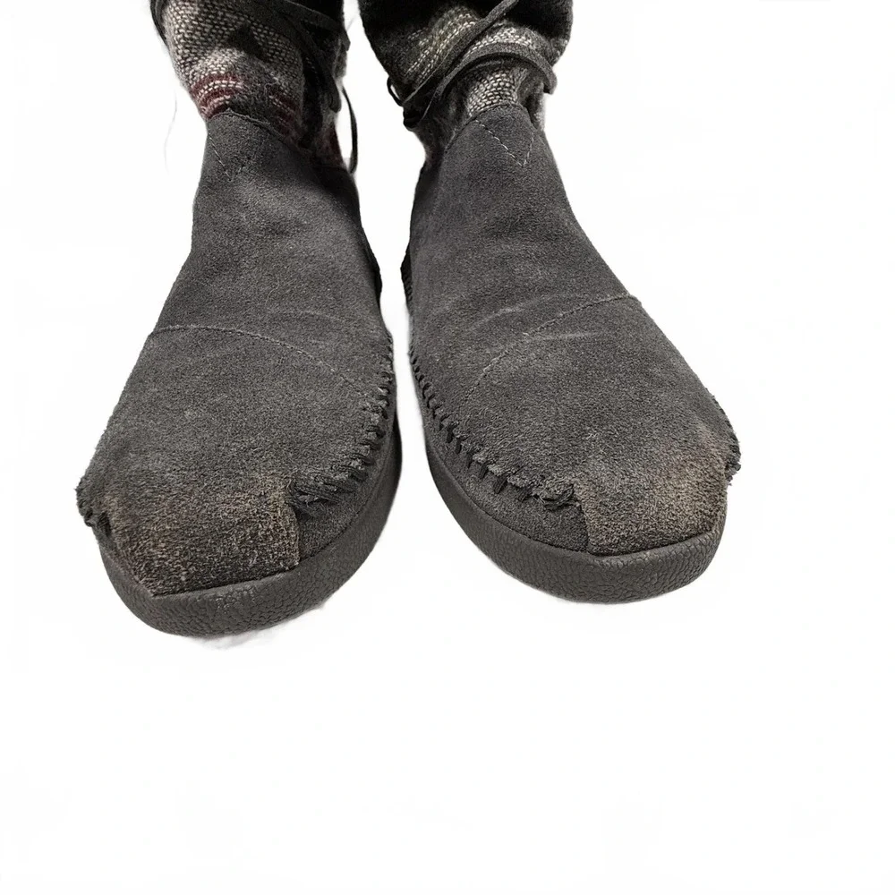 Women's Tom's Suede Moccasin Style Ankle Boots with‎ Knit Upper size 9.5